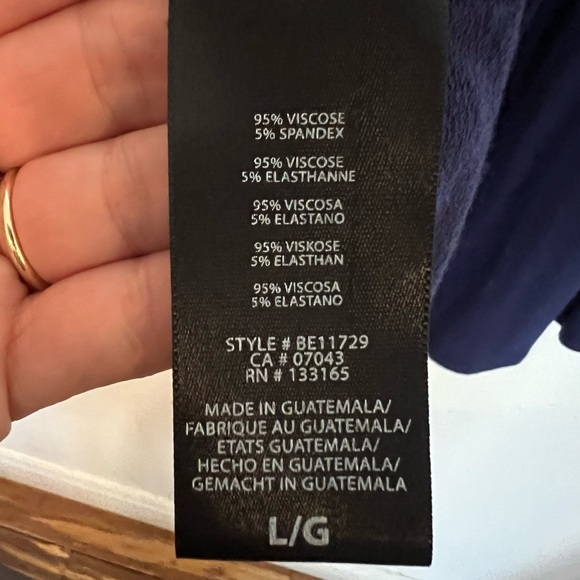 Anthropologie. Long shirt, sleeveless with keyhole in the back with ties. - Picture 4 of 4